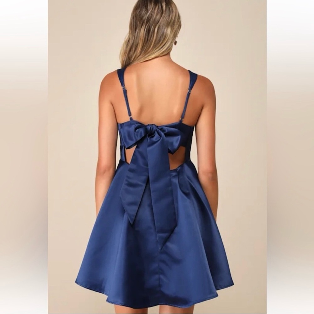 🆕 Lulu's Flawlessly Flirty Dress Navy Bows Open Back Adjustable Mini Satin 6 8 M - Picture 3 of 13